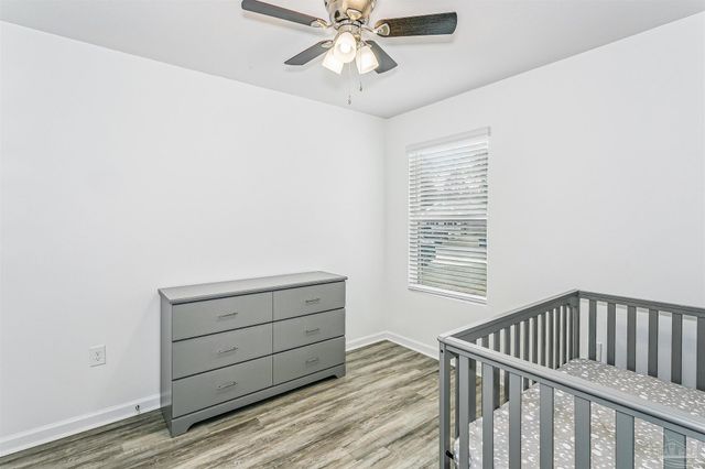 2536 Sutton Place Dr, Cantonment, FL 32533