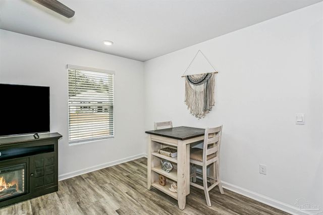 2536 Sutton Place Dr, Cantonment, FL 32533