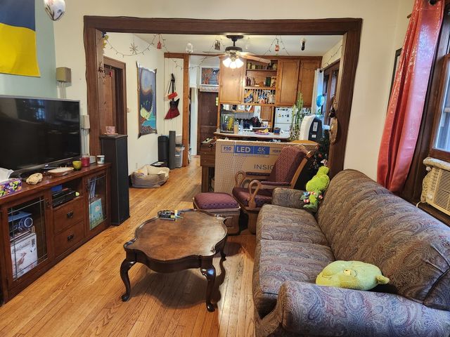 93 Elmhurst Street 1, Crystal Lake, IL 60014