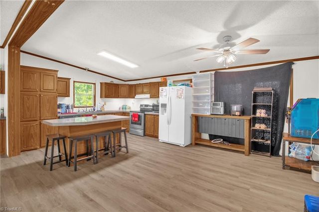 9272 & 9274 US Highway 64 W, Trinity, NC 27370