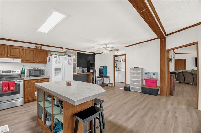 9272 & 9274 US Highway 64 W, Trinity, NC 27370