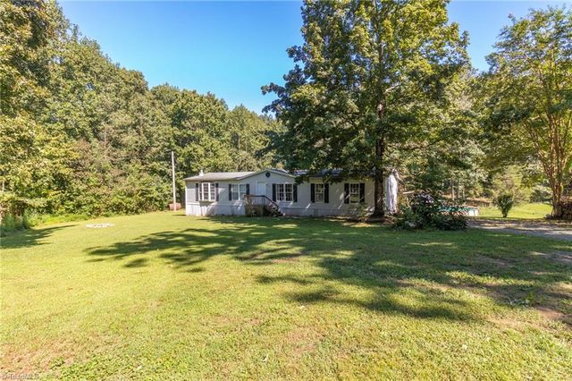 9272 & 9274 US Highway 64 W, Trinity, NC 27370