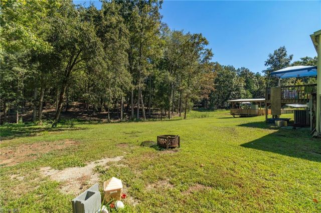 9272 & 9274 US Highway 64 W, Trinity, NC 27370