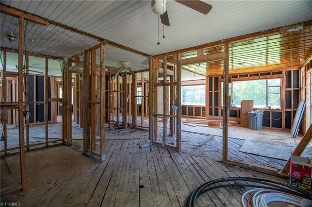 9272 & 9274 US Highway 64 W, Trinity, NC 27370