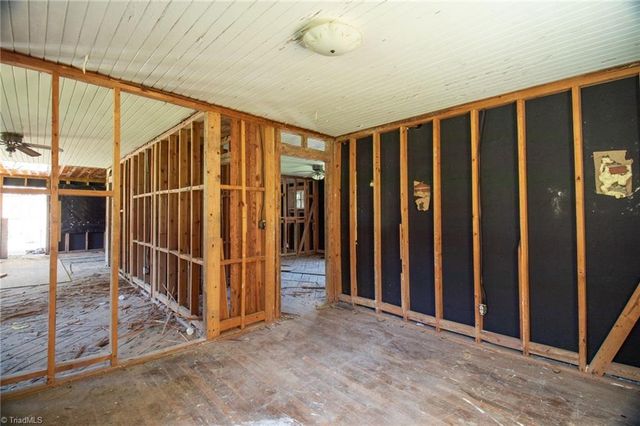 9272 & 9274 US Highway 64 W, Trinity, NC 27370