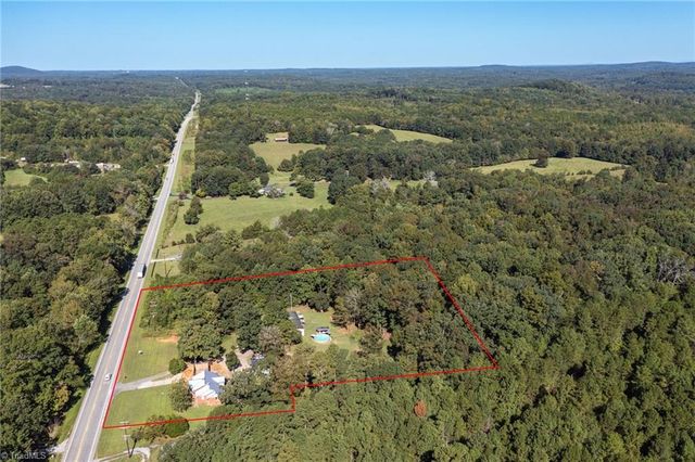 9272 & 9274 US Highway 64 W, Trinity, NC 27370