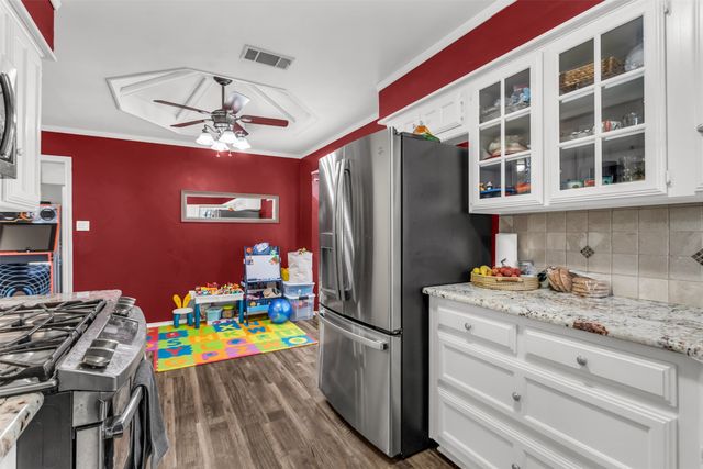 821 Woodmoor Drive, Coppell, TX 75019