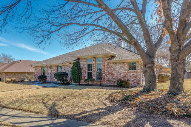 821 Woodmoor Drive, Coppell, TX 75019