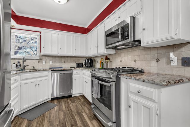 821 Woodmoor Drive, Coppell, TX 75019