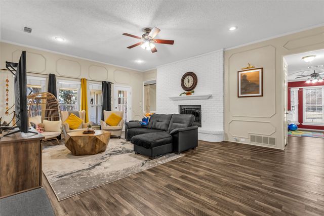 821 Woodmoor Drive, Coppell, TX 75019