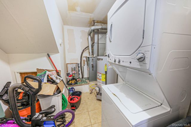 615 Blue Ridge Drive 615, Medford, NY 11763