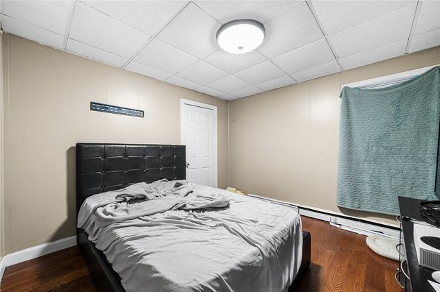 8 Thomas Avenue, Pawtucket, RI 02860