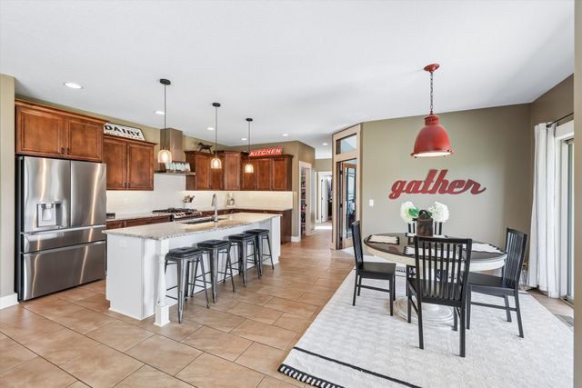 9600 Wickham Drive, Johnston, IA 50131