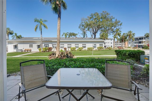 2211 SUNSET DRIVE E3, Bradenton, FL 34207