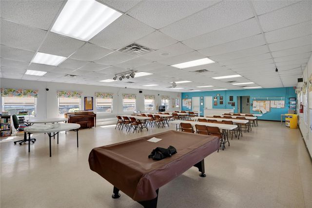 2211 SUNSET DRIVE E3, Bradenton, FL 34207