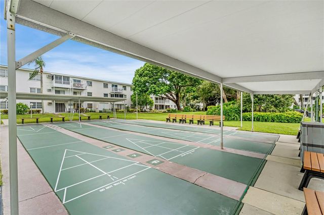 2211 SUNSET DRIVE E3, Bradenton, FL 34207