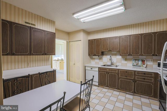 7111 PARK HEIGHTS AVE, Baltimore, MD 21215