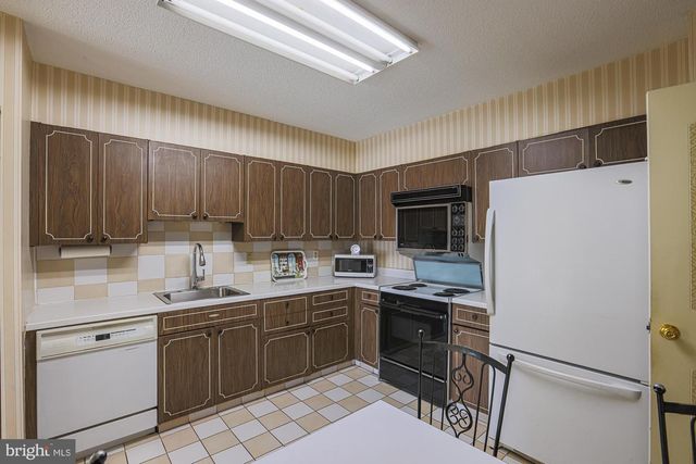 7111 PARK HEIGHTS AVE, Baltimore, MD 21215