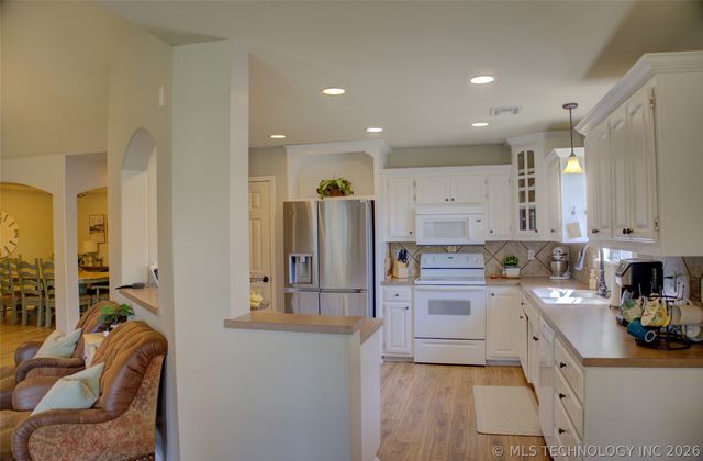 1106 W 119th Street S, Jenks, OK 74037