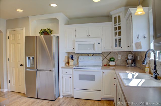 1106 W 119th Street S, Jenks, OK 74037