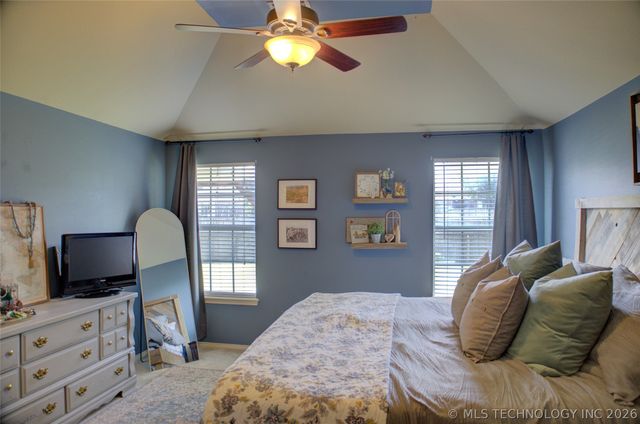 1106 W 119th Street S, Jenks, OK 74037