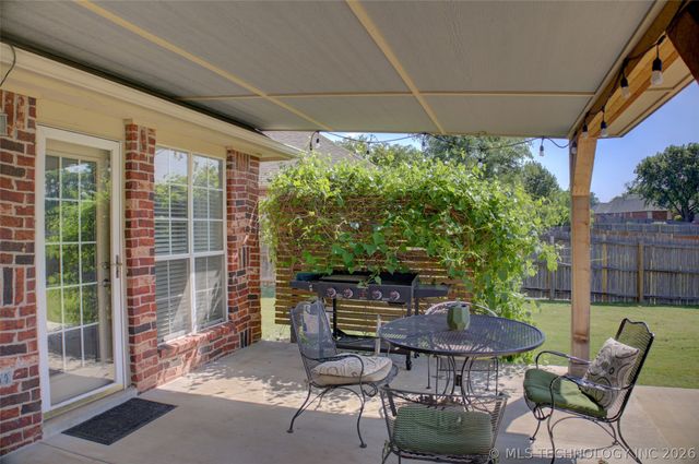 1106 W 119th Street S, Jenks, OK 74037