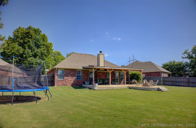 1106 W 119th Street S, Jenks, OK 74037