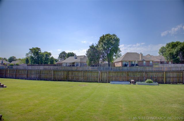 1106 W 119th Street S, Jenks, OK 74037