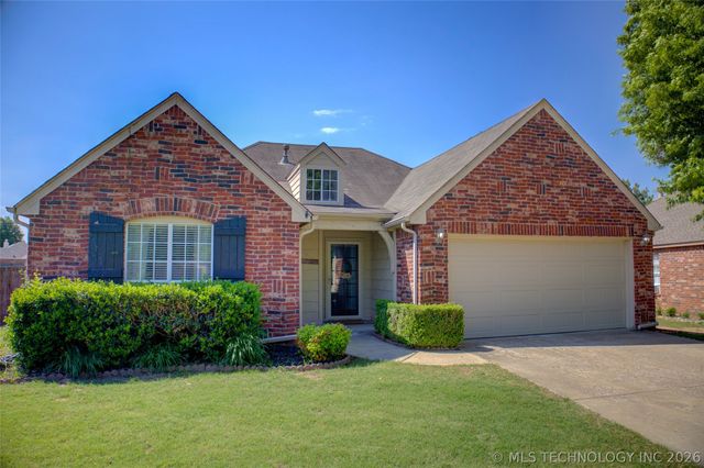 1106 W 119th Street S, Jenks, OK 74037