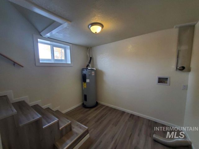 1777 3rd Ave E, Twin Falls, ID 83301
