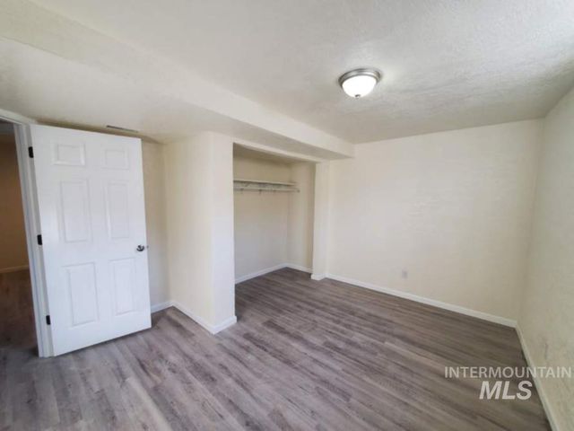 1777 3rd Ave E, Twin Falls, ID 83301