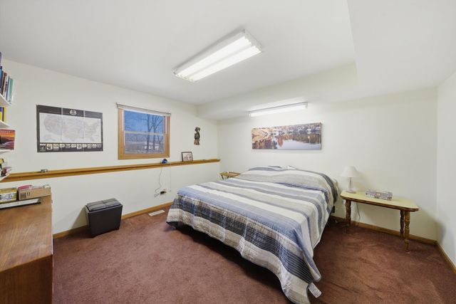 1549 Wayne Drive, Crete, IL 60417