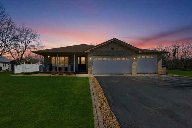 1549 Wayne Drive, Crete, IL 60417