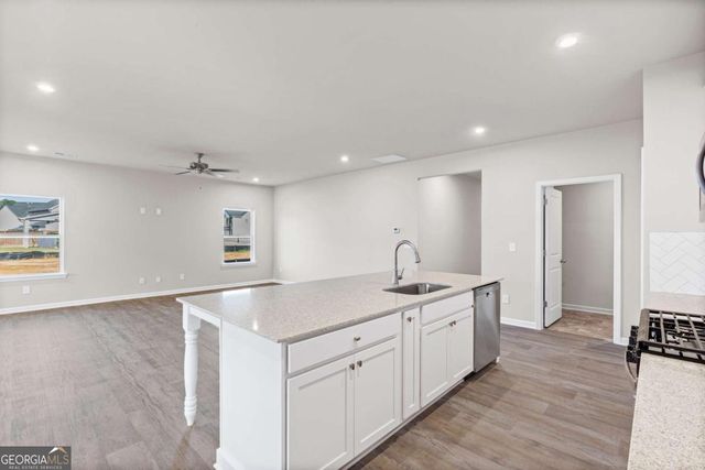 30 Madison Lane, Adairsville, GA 30103