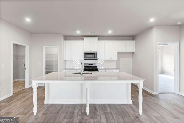 30 Madison Lane, Adairsville, GA 30103