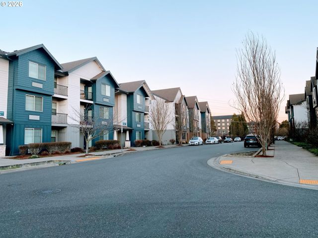 17446 Sw OCTOBER Ct, Beaverton, OR 97003