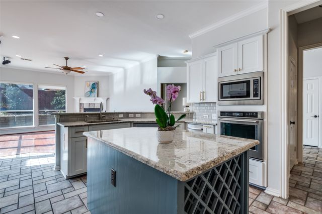 2917 Waterford Drive, Irving, TX 75063