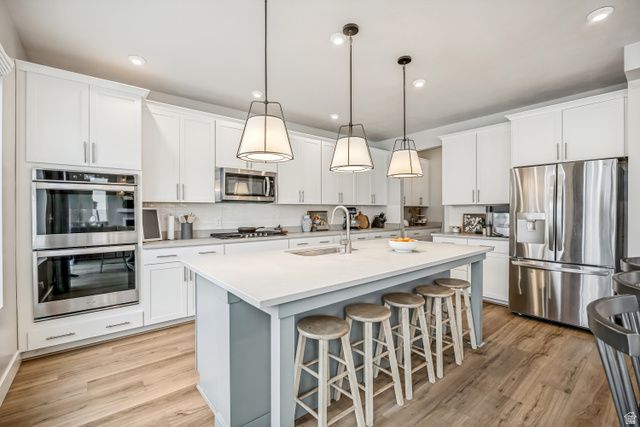 3092 S EDGEWATER CV, Syracuse, UT 84075