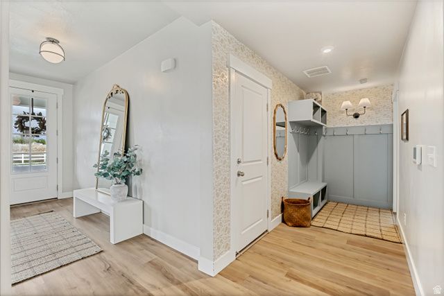 3092 S EDGEWATER CV, Syracuse, UT 84075