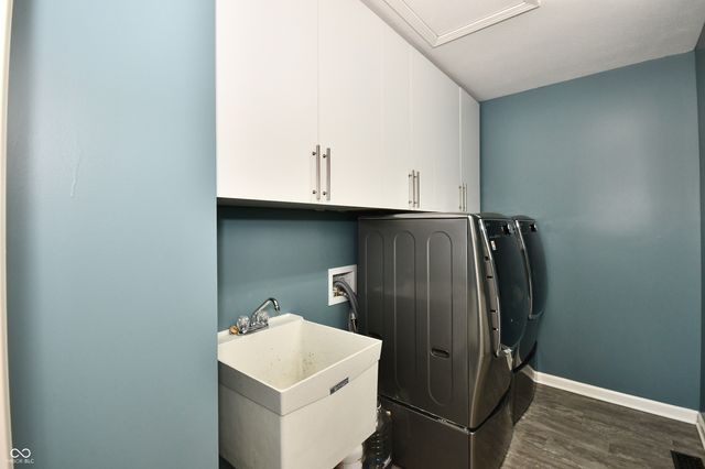 4219 Parliament Way, Avon, IN 46123