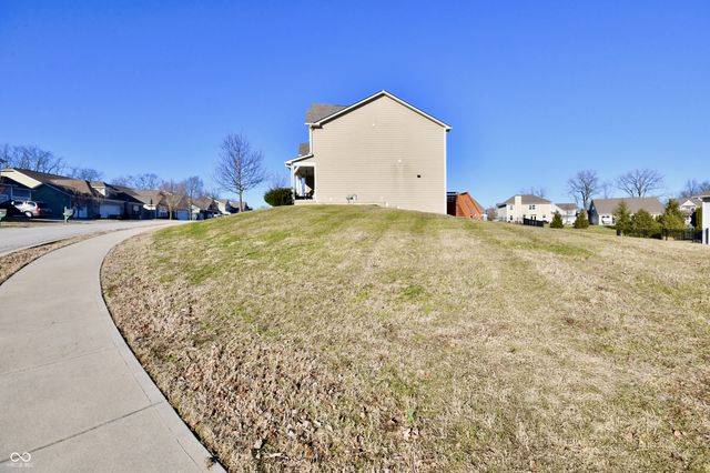 4219 Parliament Way, Avon, IN 46123