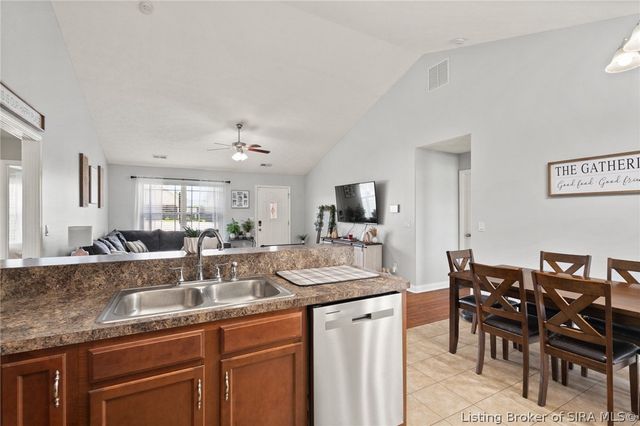8828 Woodford Drive, Charlestown, IN 47111