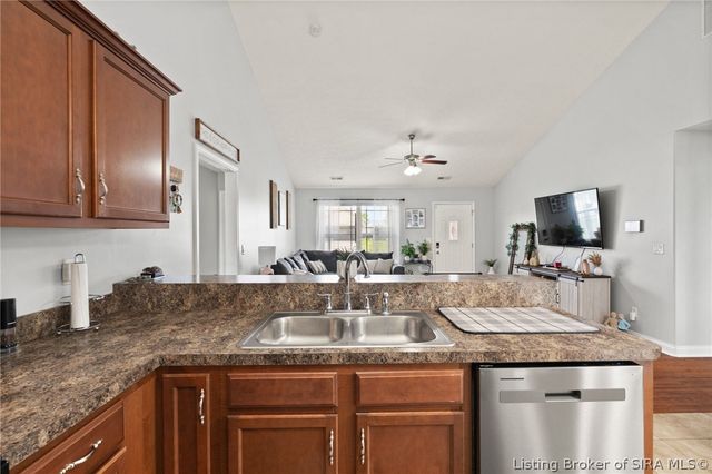 8828 Woodford Drive, Charlestown, IN 47111