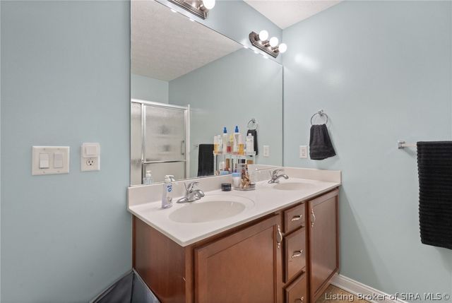 8828 Woodford Drive, Charlestown, IN 47111