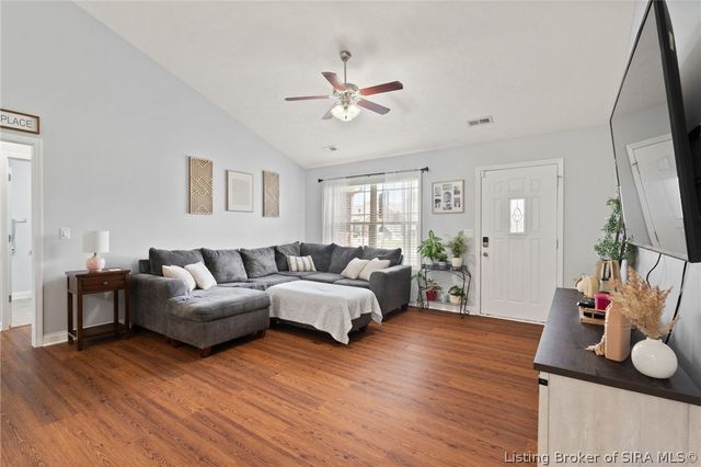 8828 Woodford Drive, Charlestown, IN 47111