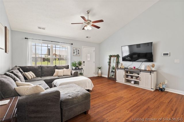 8828 Woodford Drive, Charlestown, IN 47111