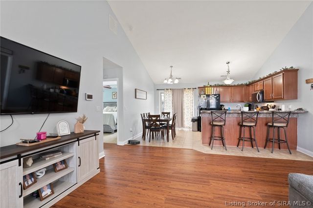 8828 Woodford Drive, Charlestown, IN 47111