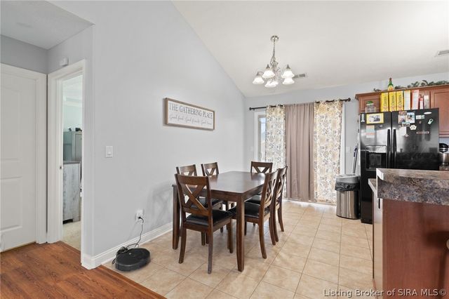 8828 Woodford Drive, Charlestown, IN 47111