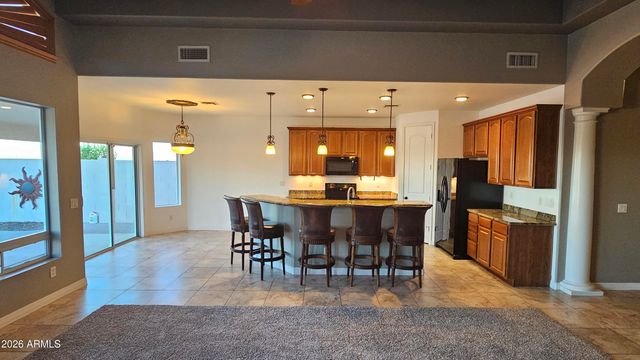9030 S 10TH Drive, Phoenix, AZ 85041