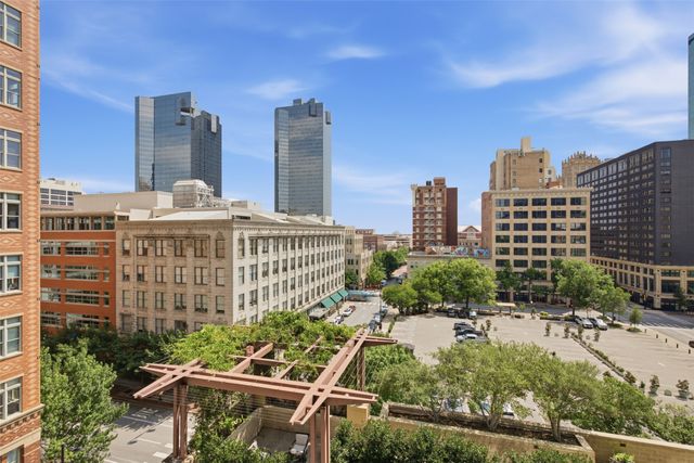 500 Throckmorton Street 703, Fort Worth, TX 76102